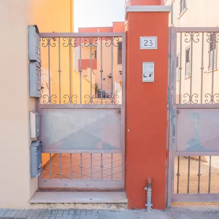 Eclissi Holiday Home,